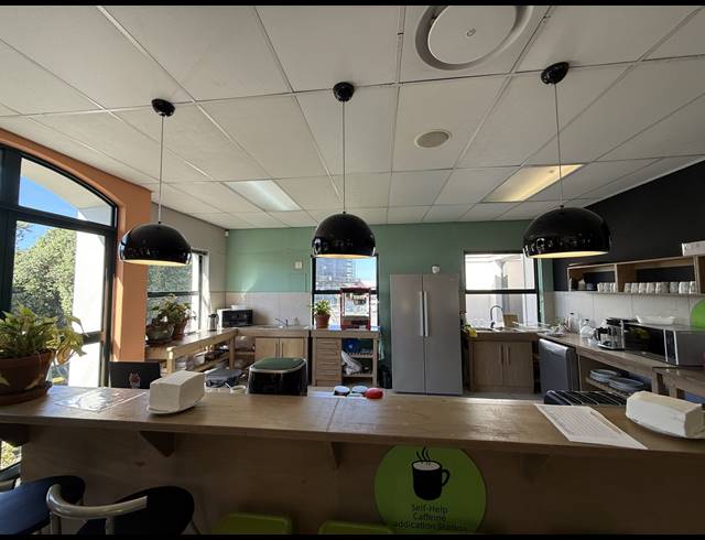 410M² OFFICE TO LET IN TOKAI